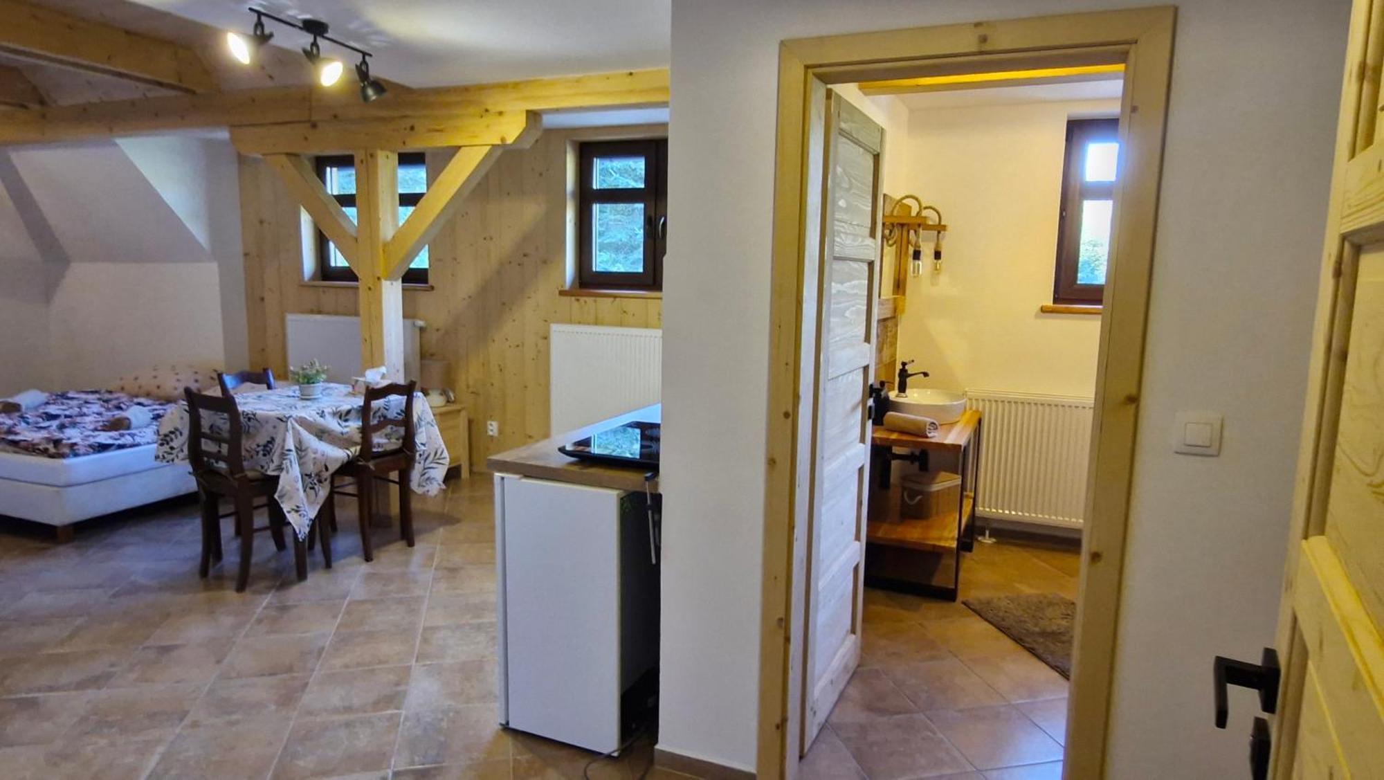 Chalupa Kamenny Vrch Adrspach Teplice nad Metují Oda fotoğraf